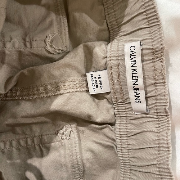 Calvin klein jogger/cargo pants - Picture 5 of 7